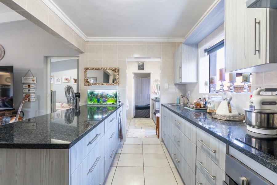 3 Bedroom Property for Sale in Island View Western Cape